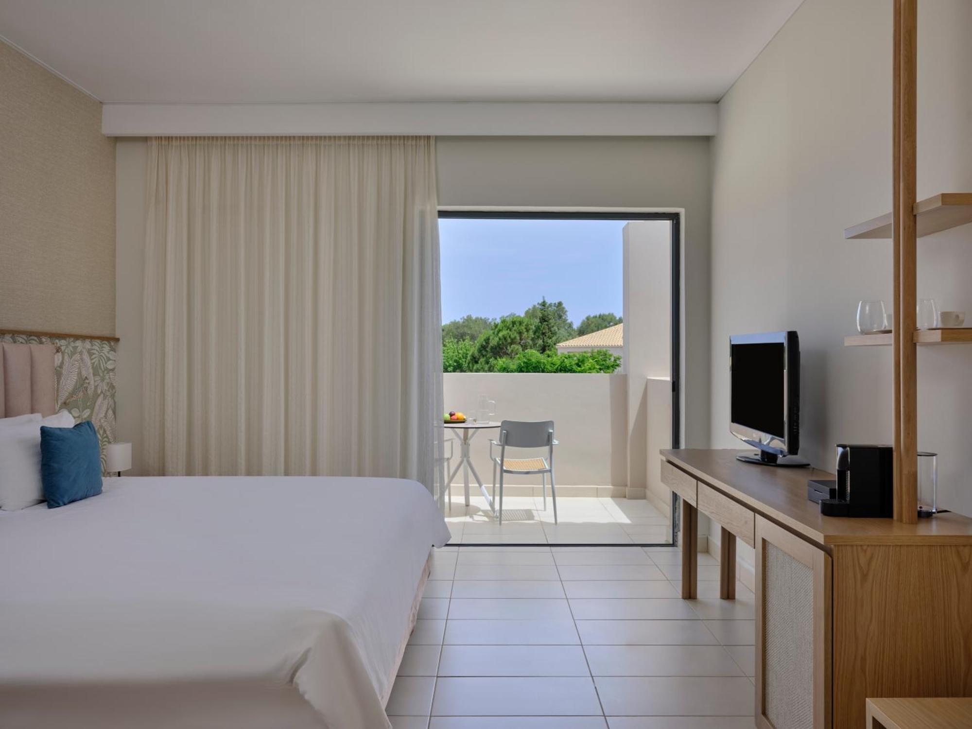 Atlantica Eleon Grand Resort Tragaki Exterior photo