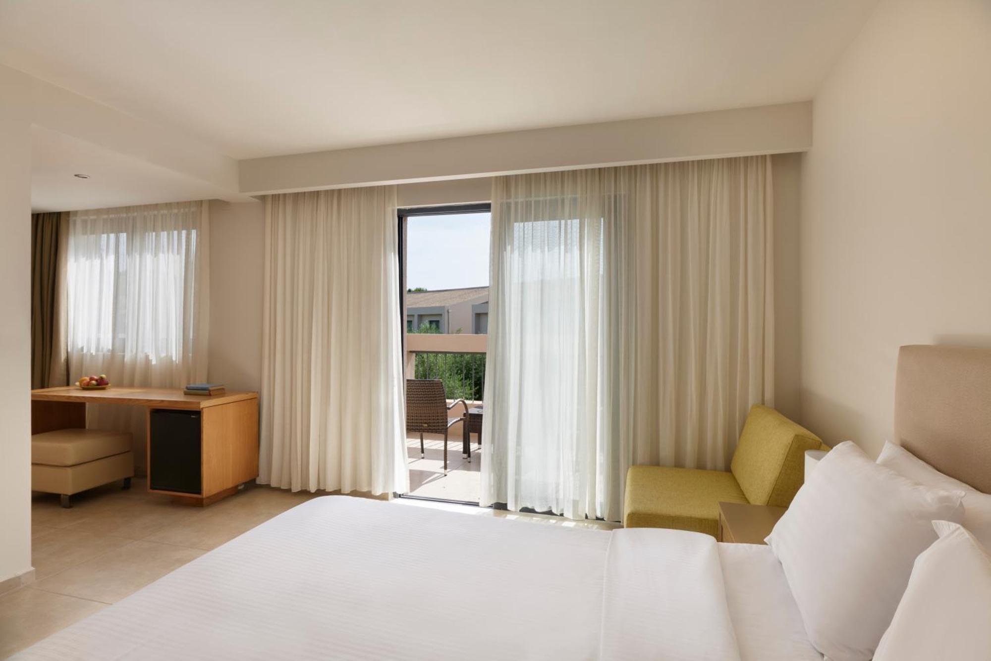 Atlantica Eleon Grand Resort Tragaki Exterior photo